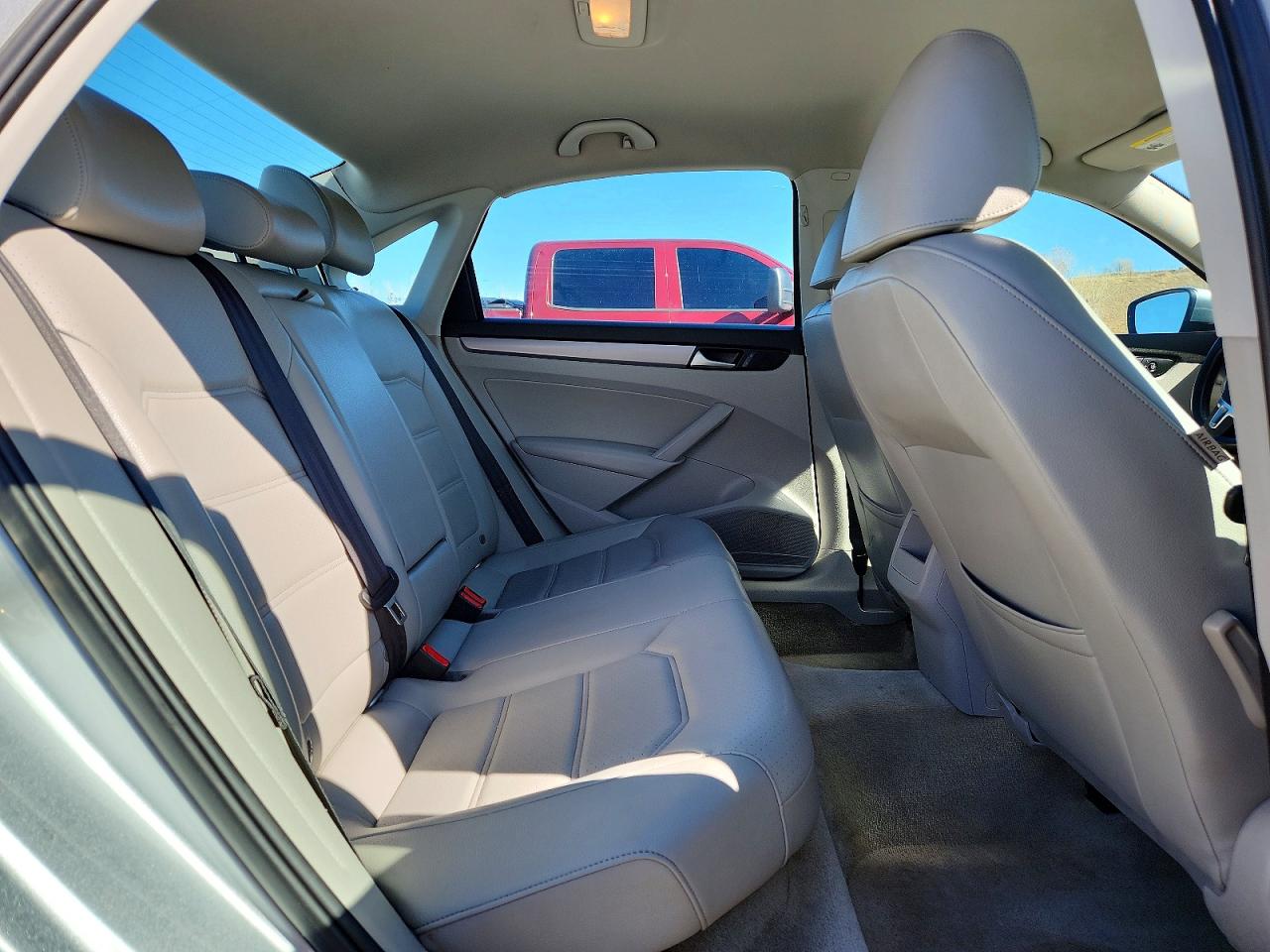 Volkswagen Passat S