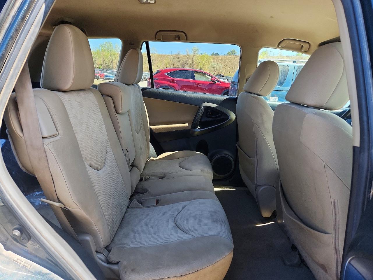 Toyota RAV4 Base