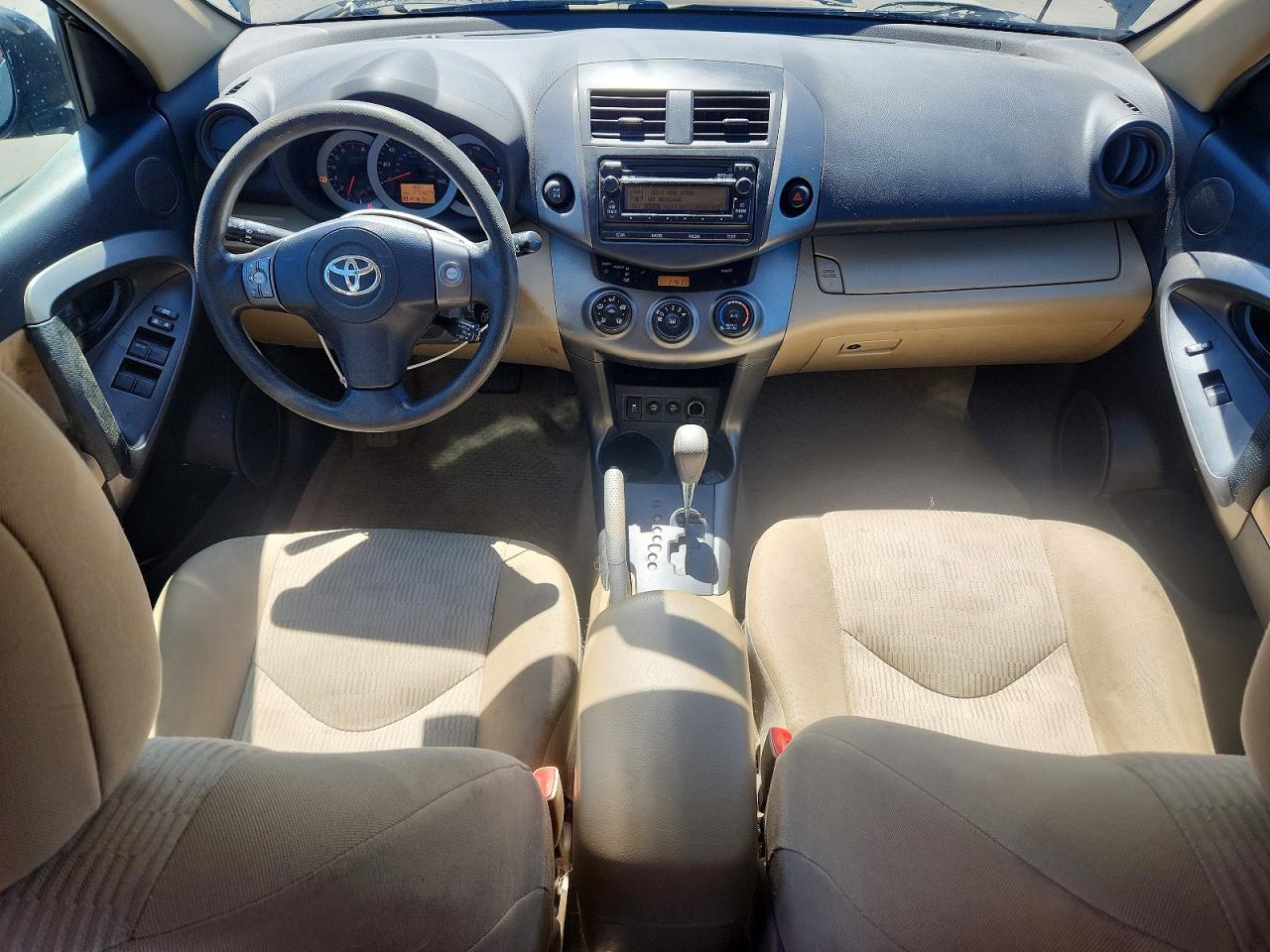 Toyota RAV4 Base