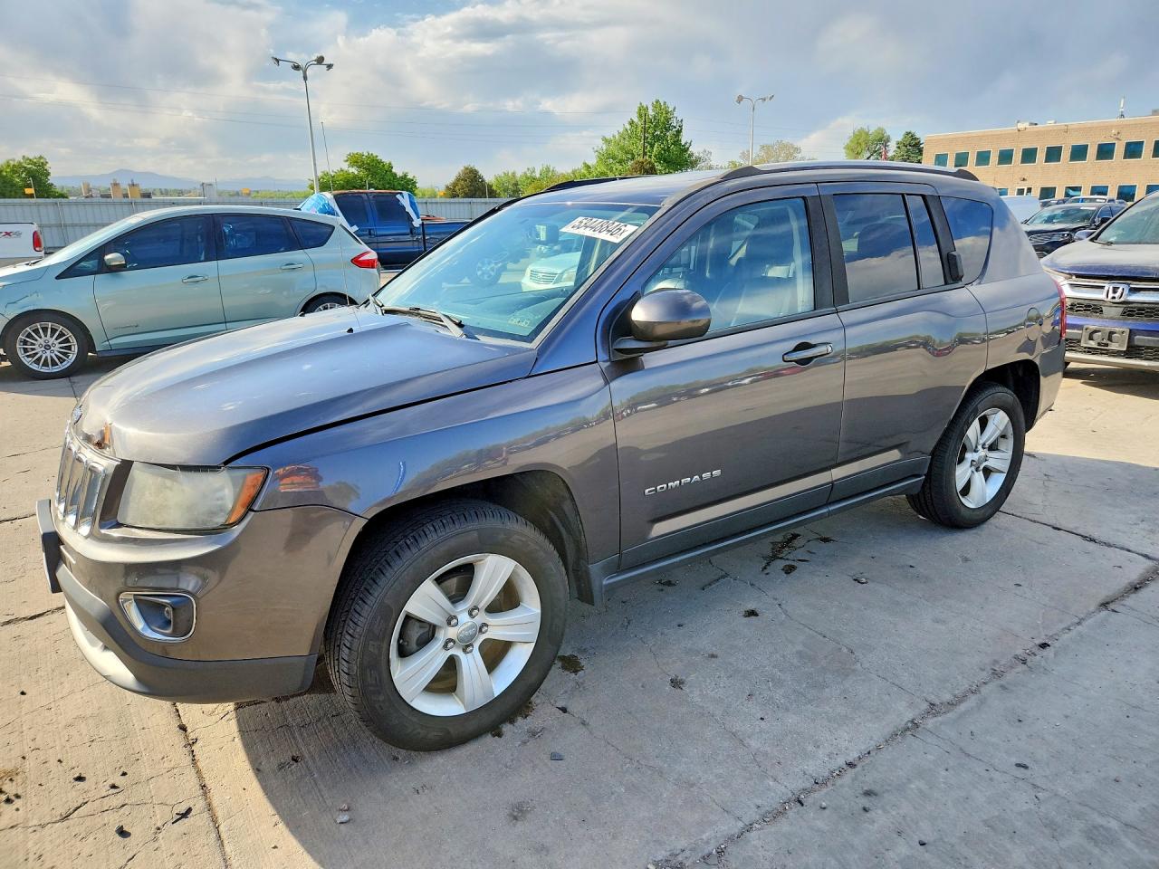 Salvage Jeep Compass Image