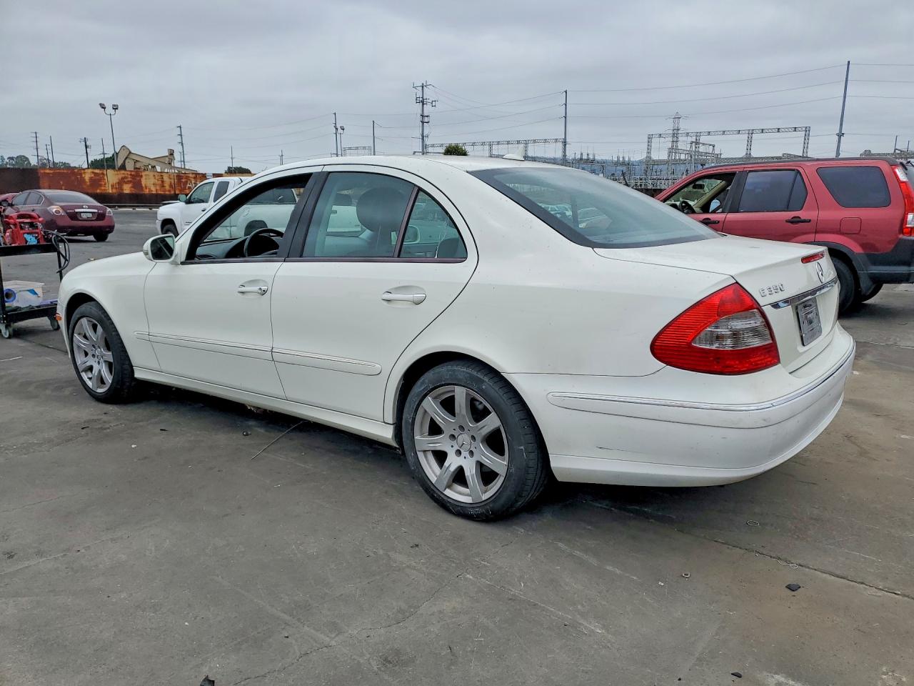 Mercedes-Benz E-Class 350