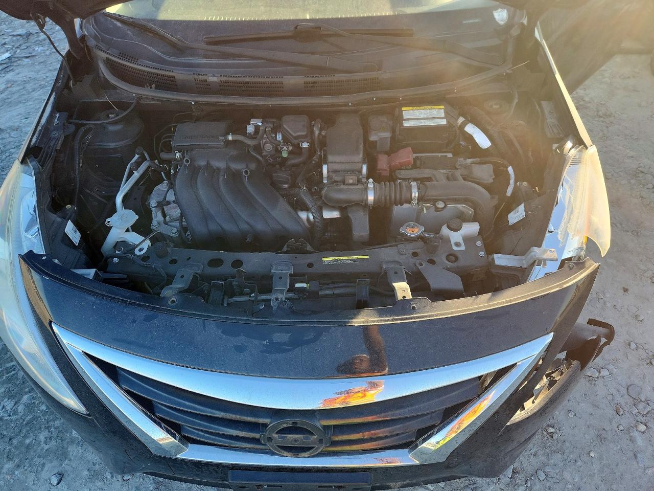 Nissan Versa S
