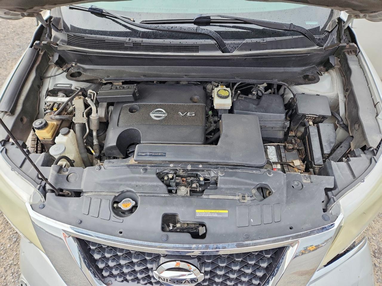Nissan Pathfinder Sv