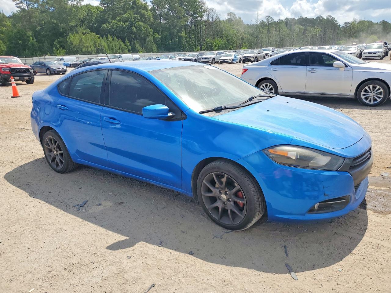 Dodge Dart Sxt