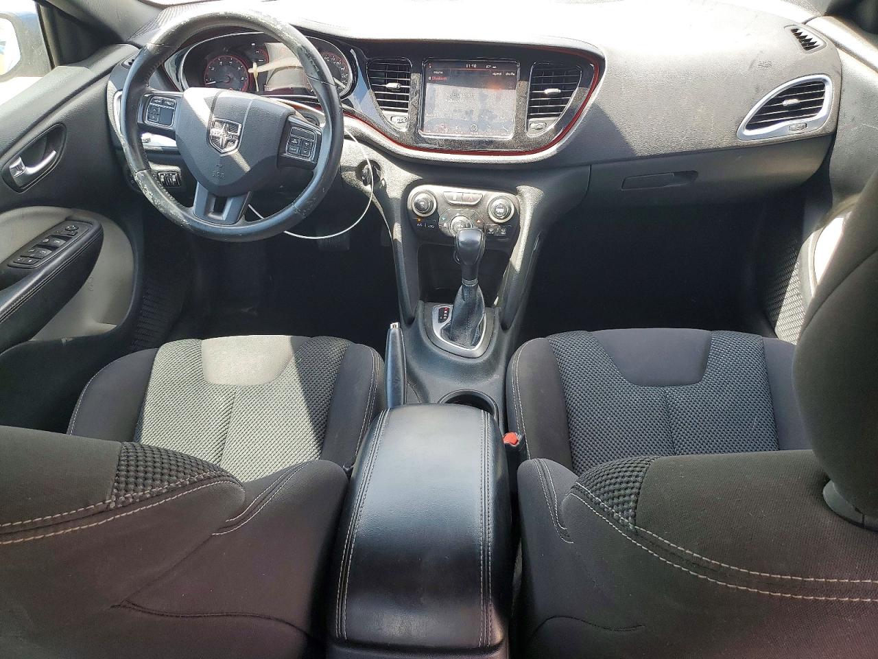 Dodge Dart Sxt