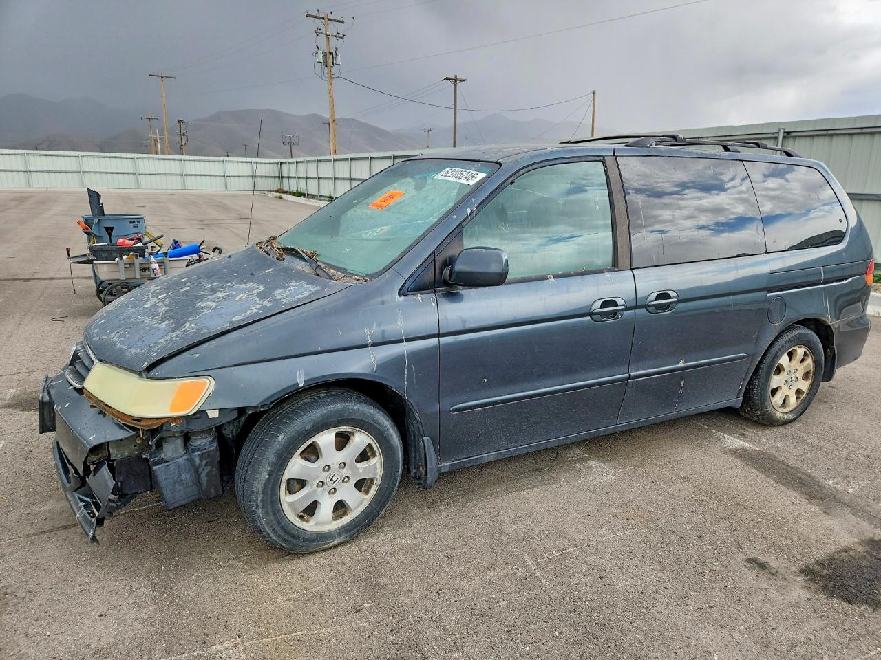 Salvage Honda Odyssey Image