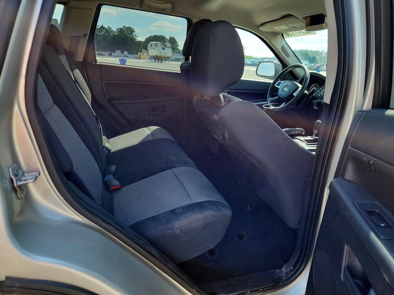 Jeep Cherokee Laredo