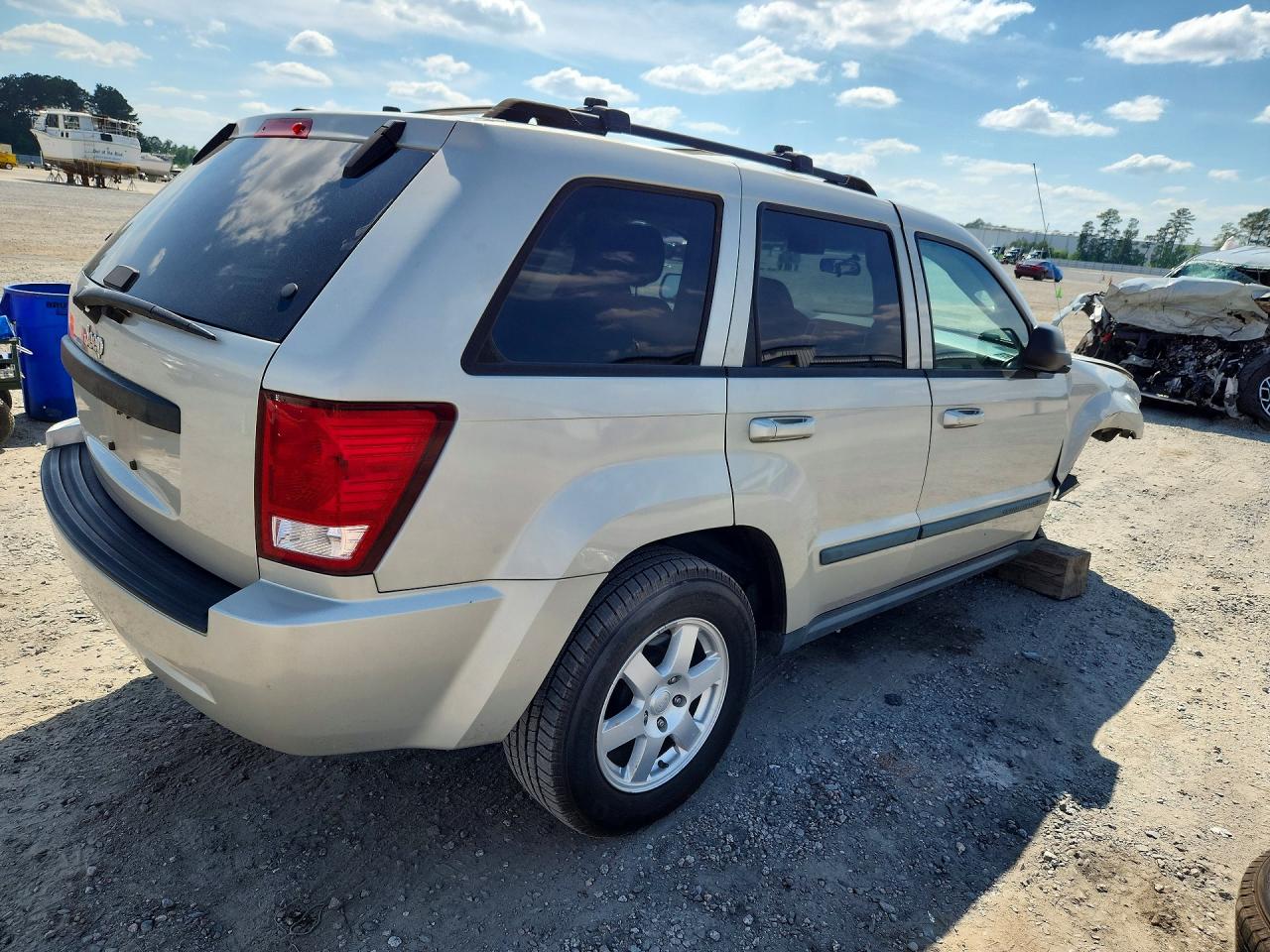 Jeep Cherokee Laredo