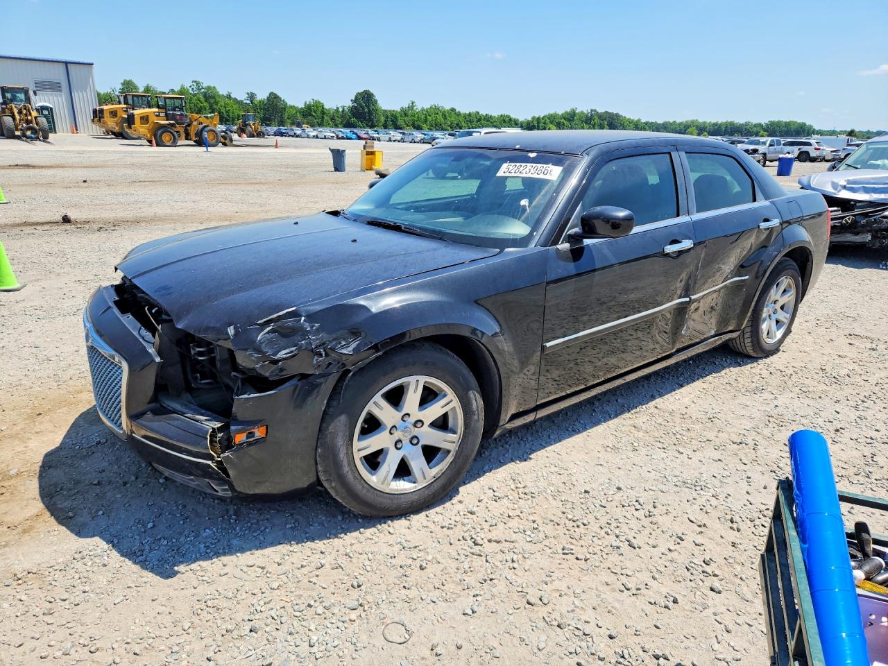 Salvage Chrysler 300 Image
