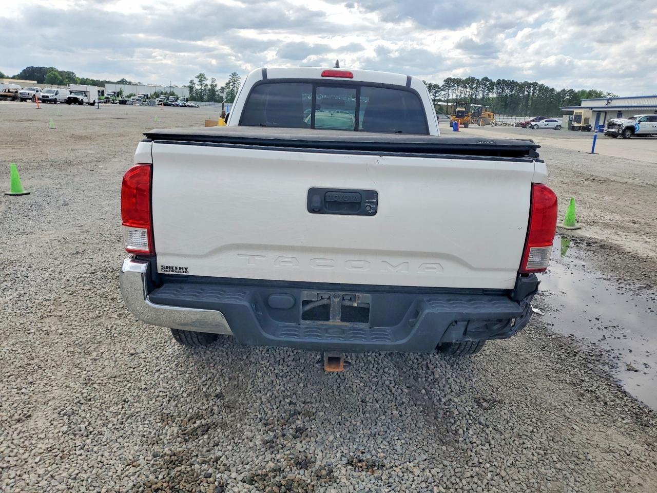 Toyota Tacoma Sr5
