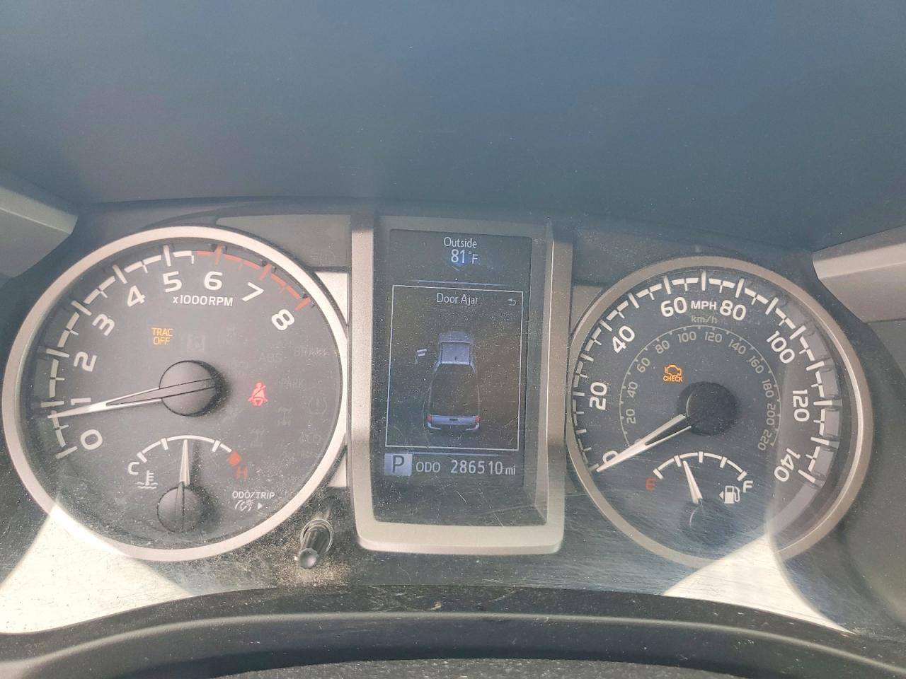 Toyota Tacoma Sr5