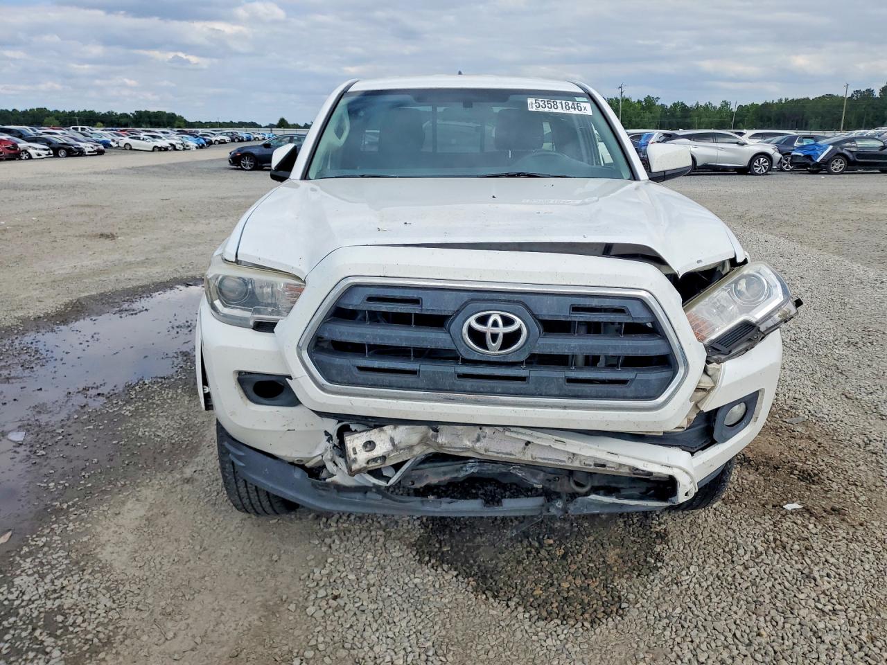 Toyota Tacoma Sr5