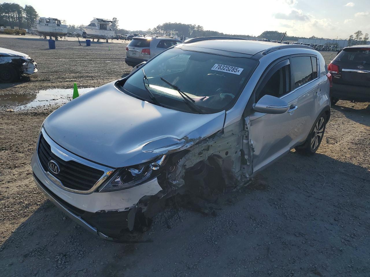Salvage Kia Sportage Image