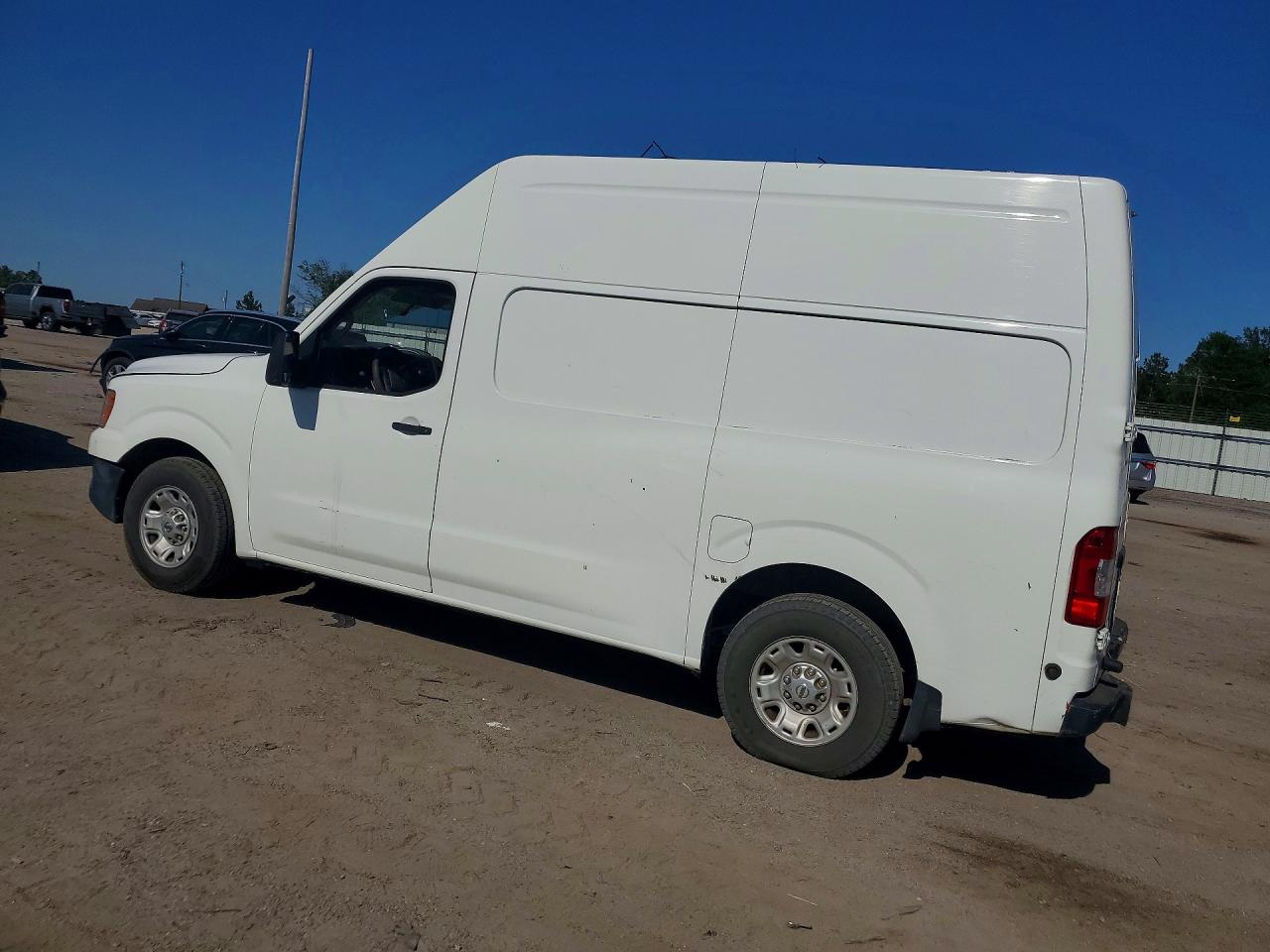 Nissan Nv 2500