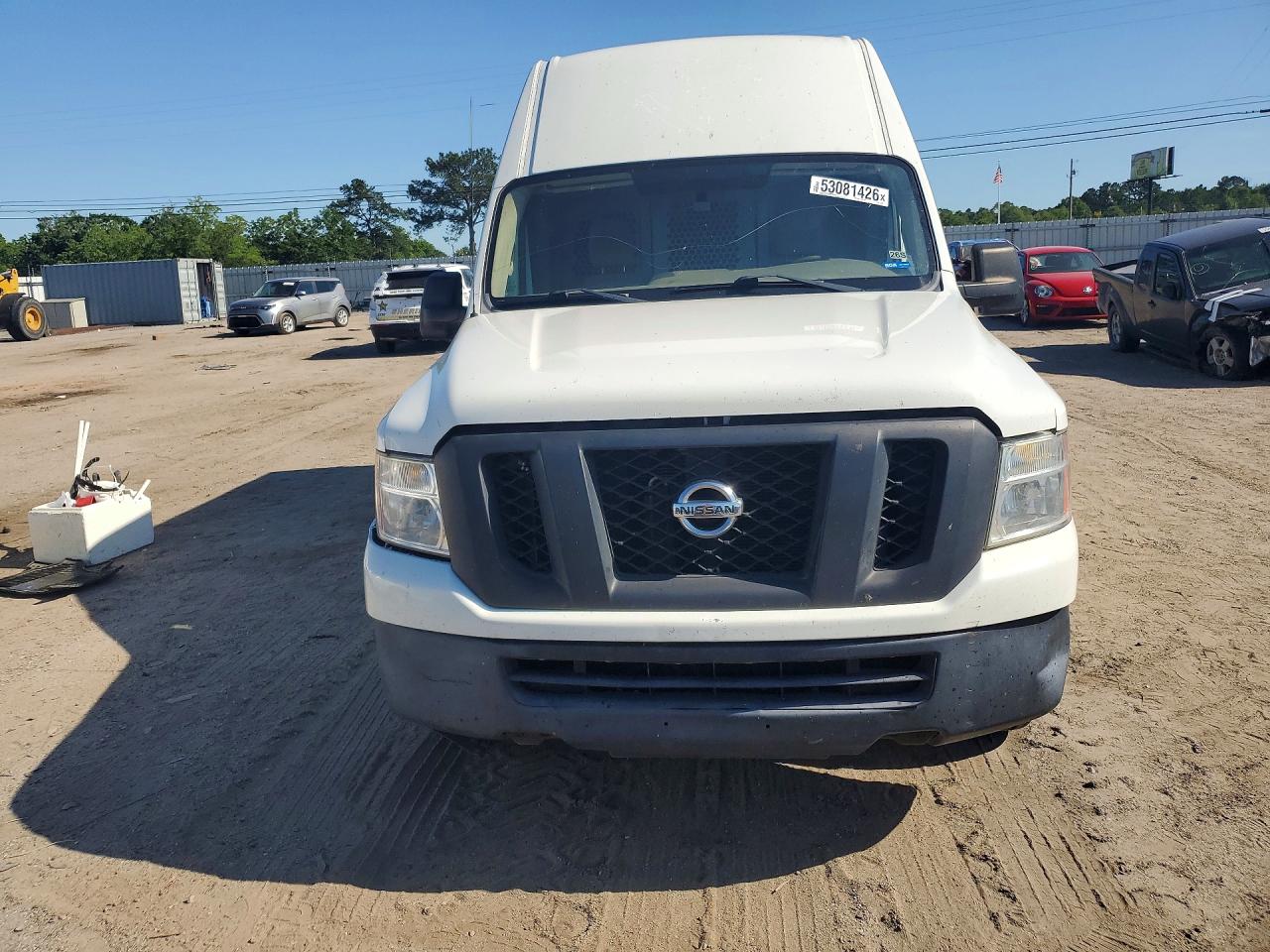Nissan Nv 2500
