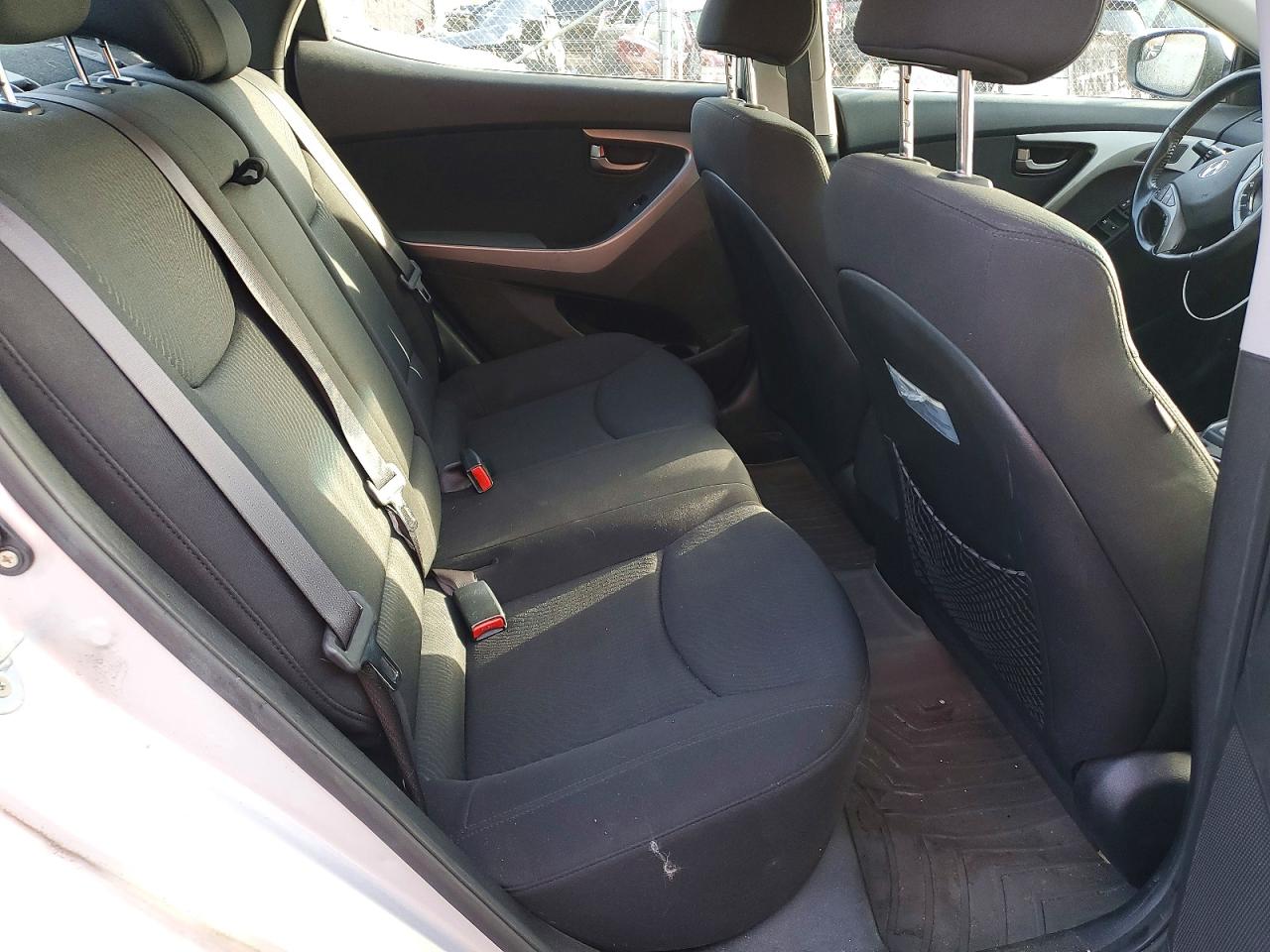 Hyundai ELANTRA Se