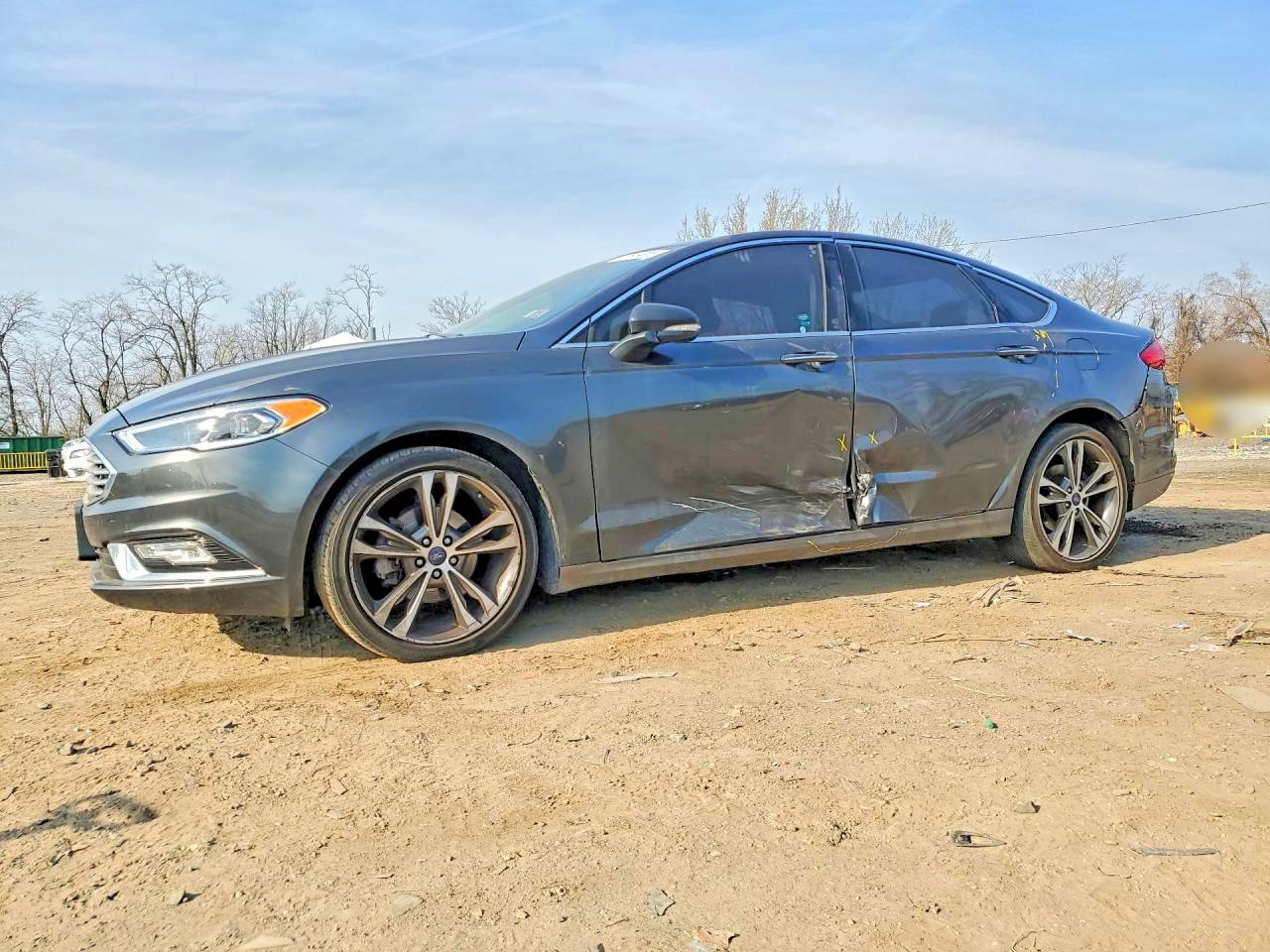 Salvage Ford Fusion Image