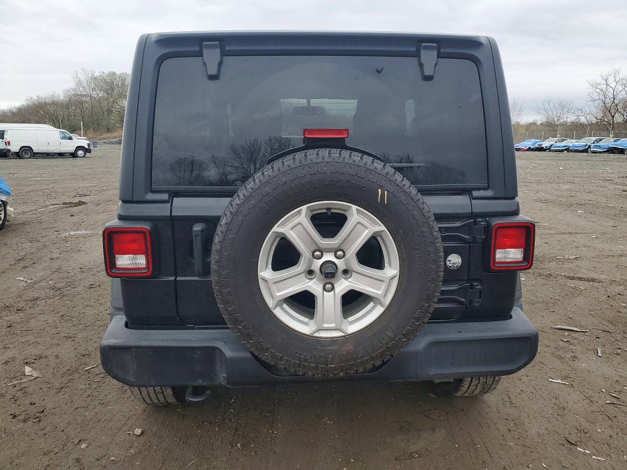 Jeep Wrangler Sport