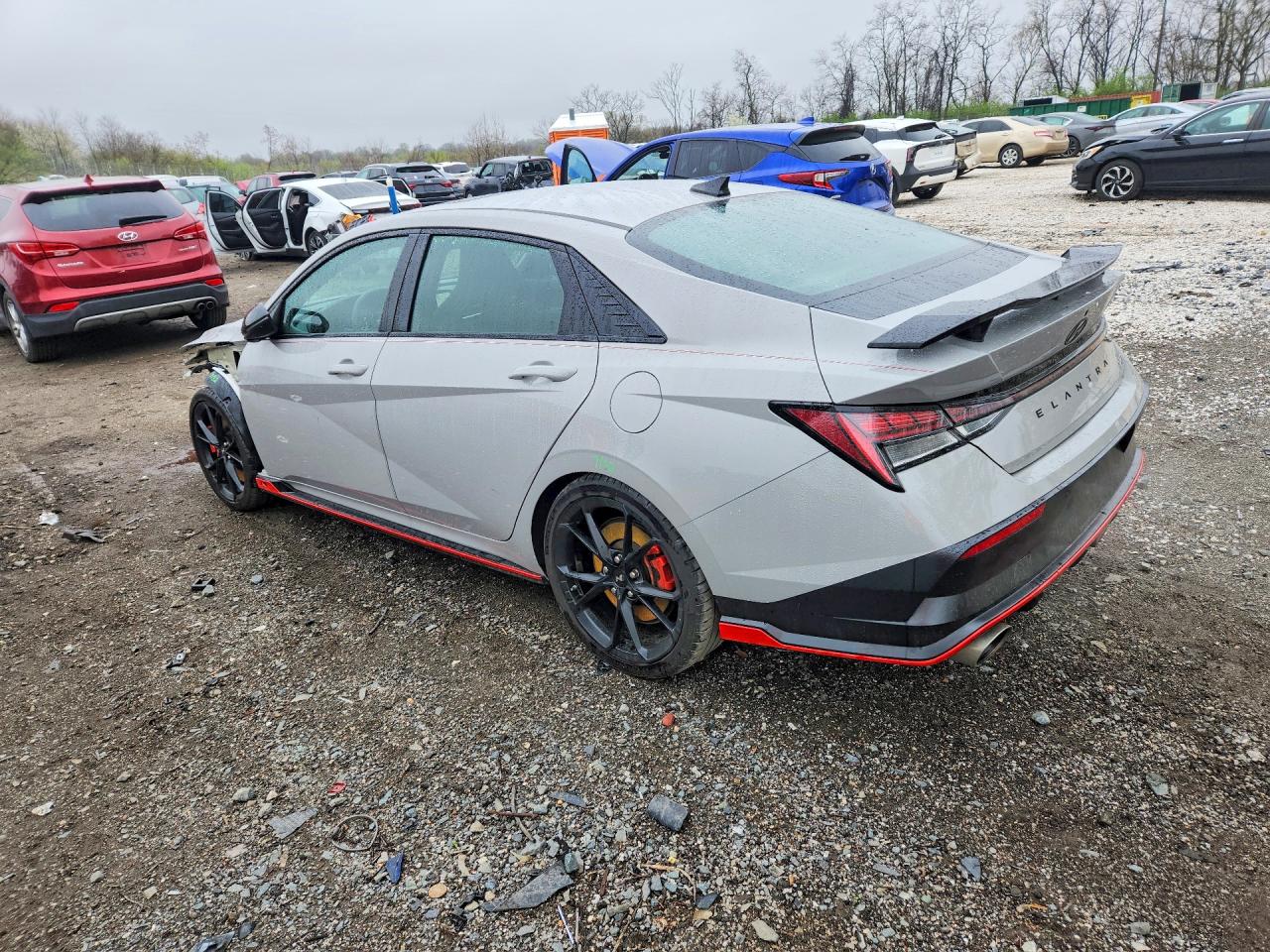 Hyundai ELANTRA Base