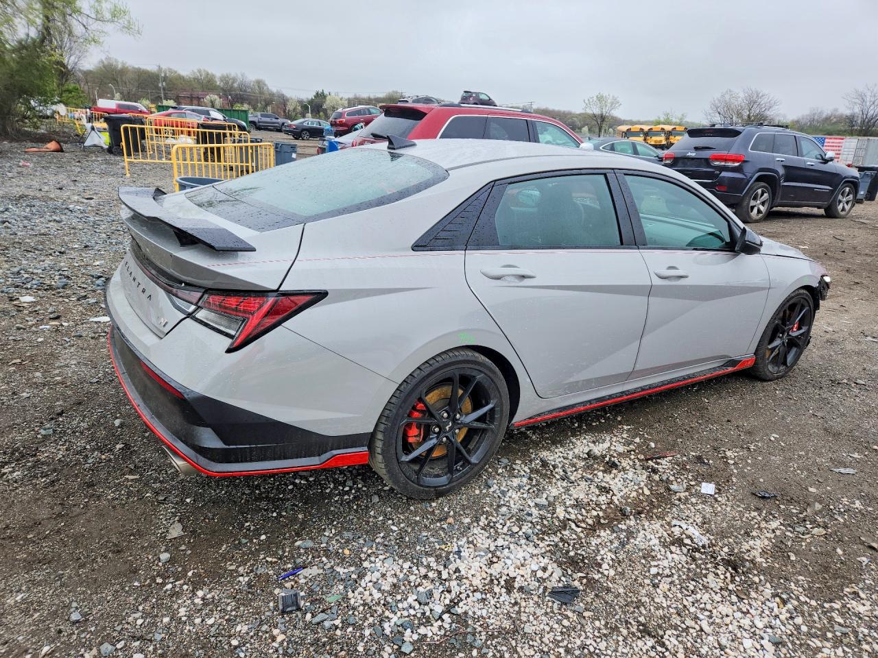 Hyundai ELANTRA Base