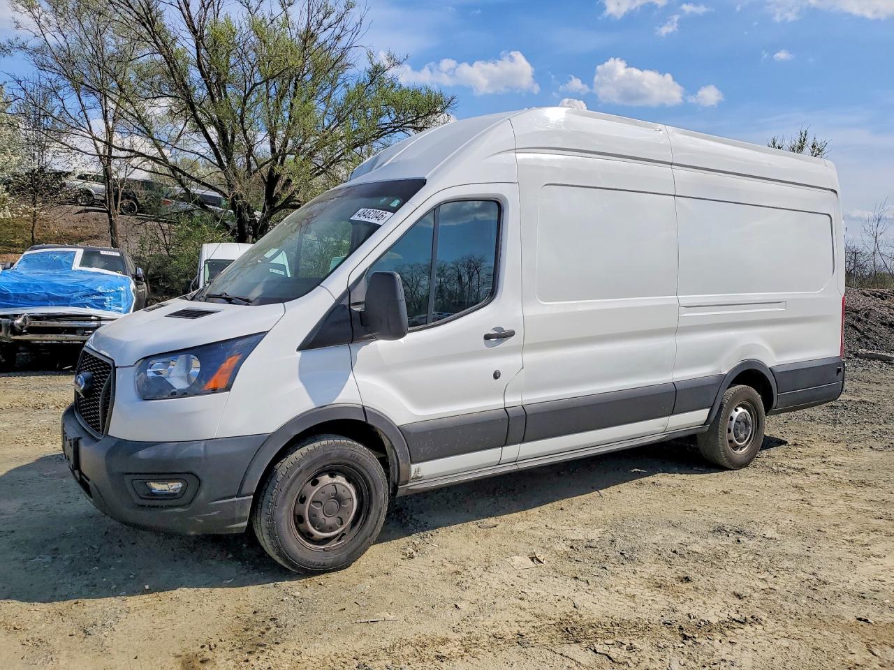 Salvage Ford Transit Image
