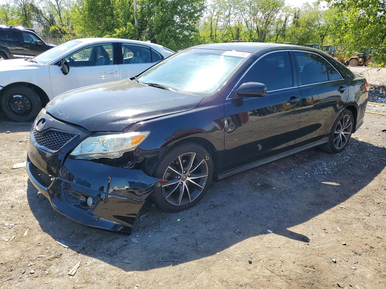 Salvage Toyota Camry Image