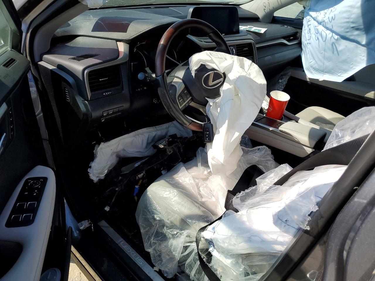 Lexus RX Base