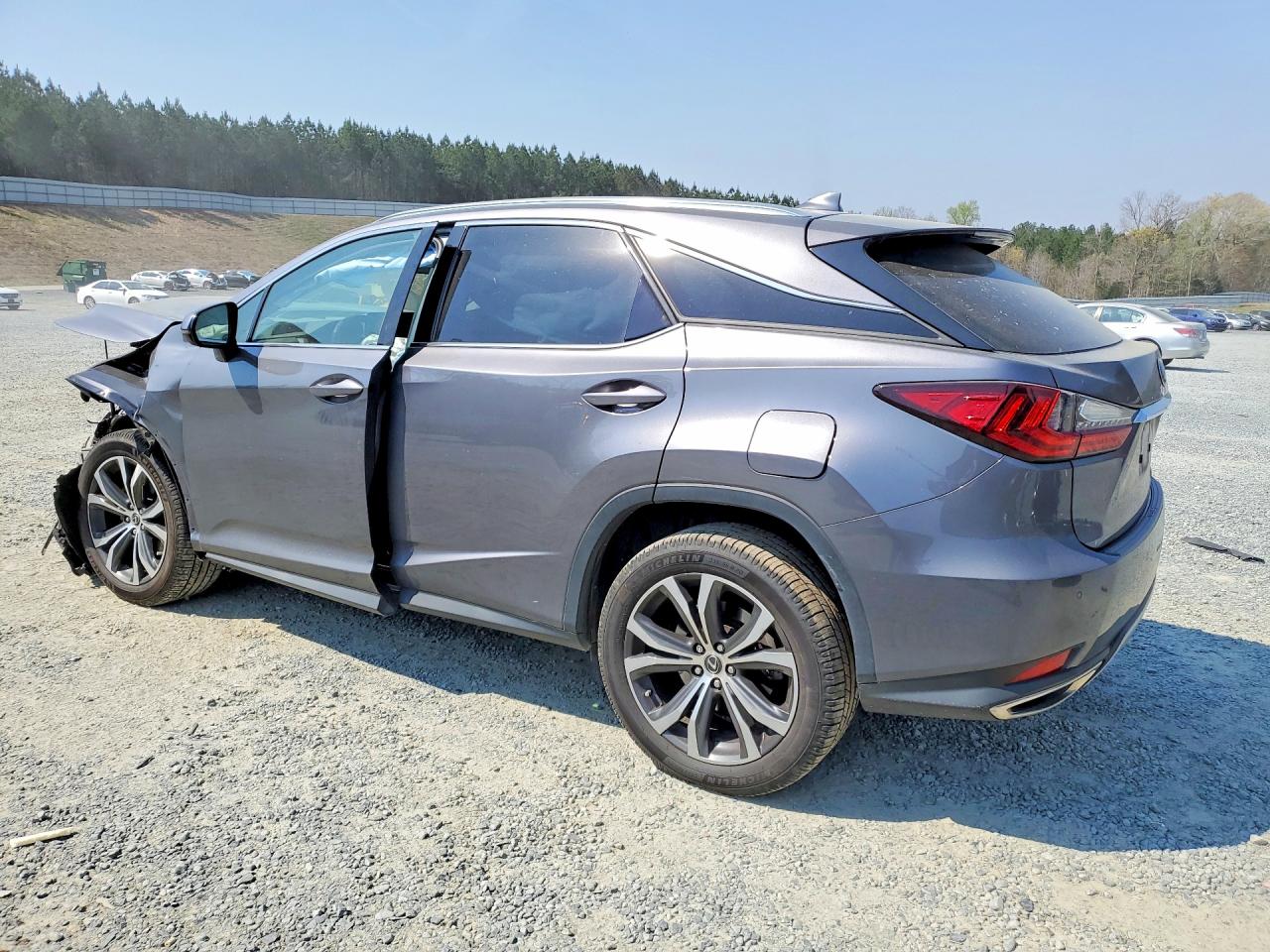 Lexus RX Base