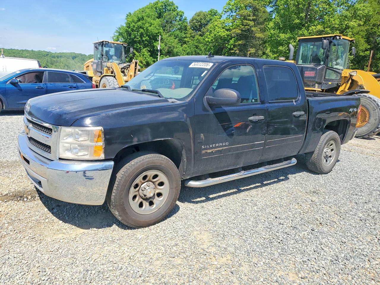 Salvage Chevrolet Silverado Image