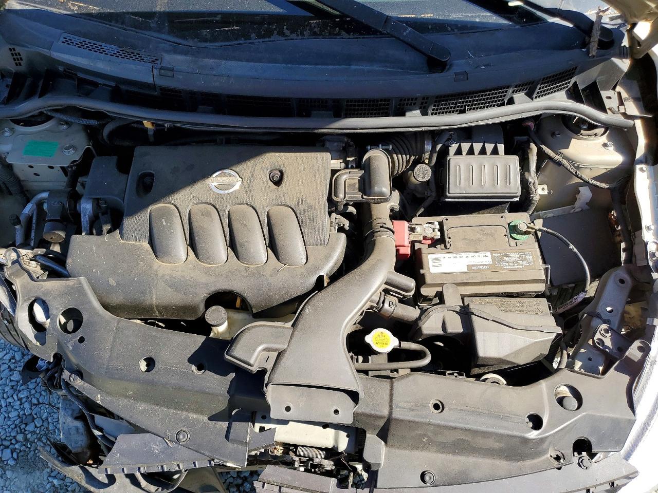 Nissan Versa 1.8 S
