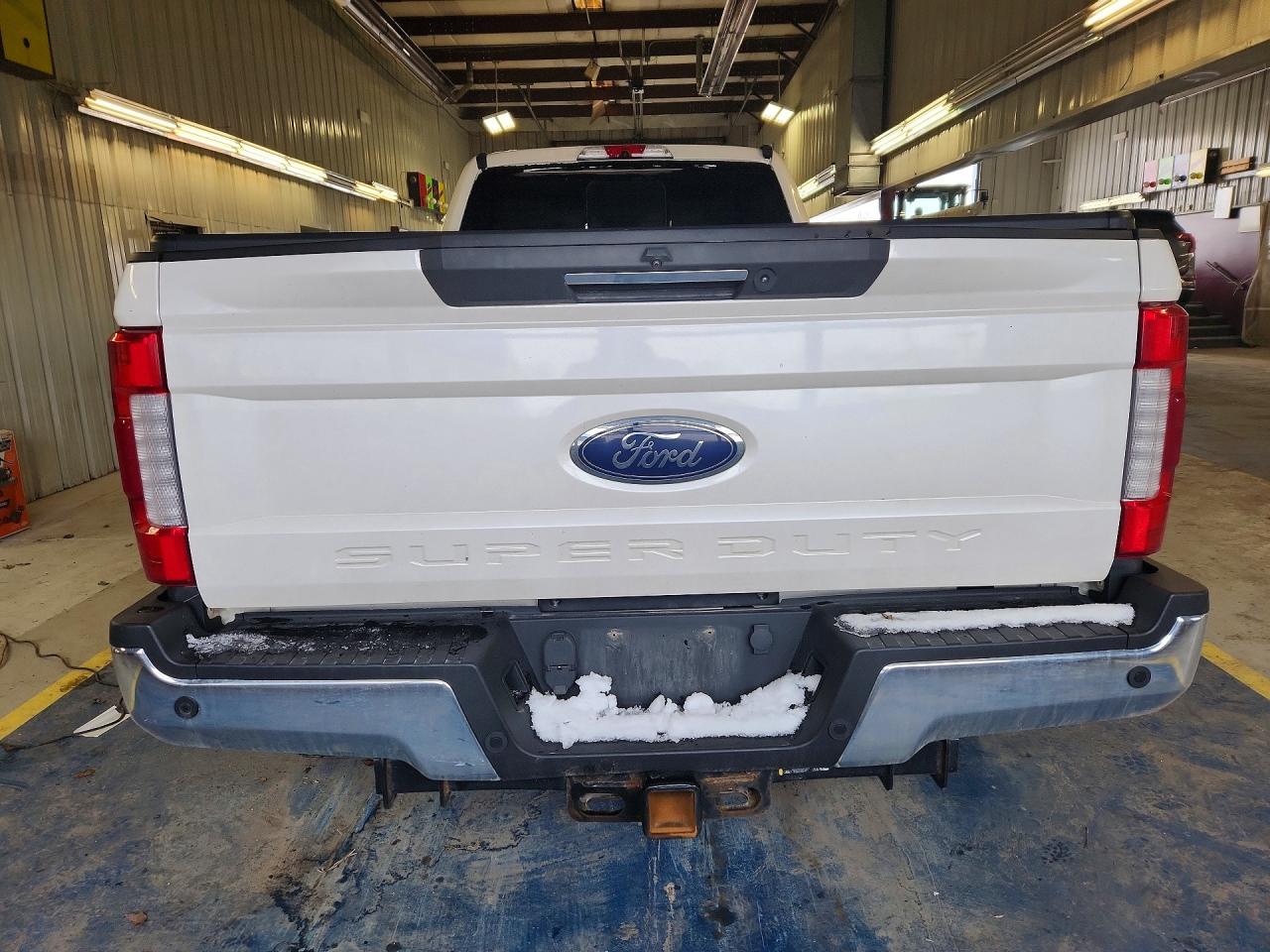 Ford F-350 Super Duty
