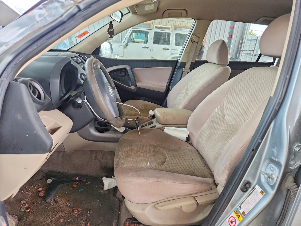 Toyota RAV4 Base