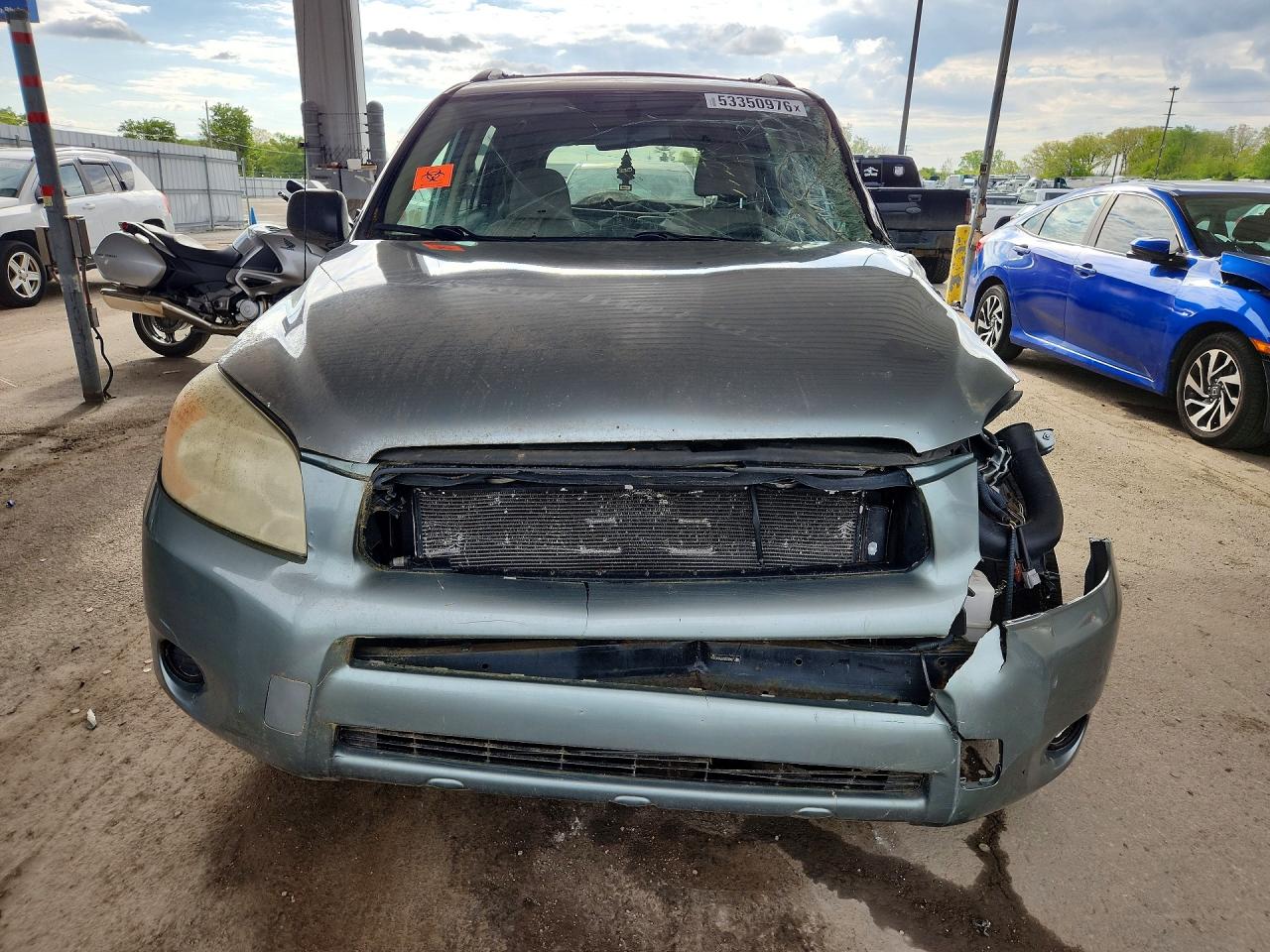 Toyota RAV4 Base