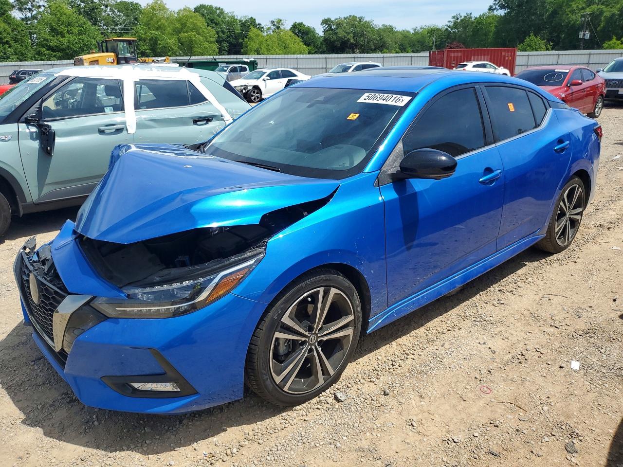 Salvage Nissan Sentra Image