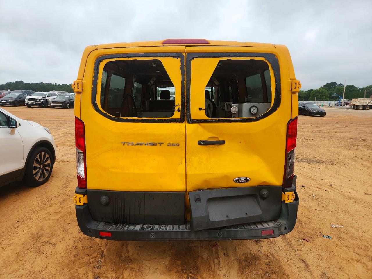 Ford Transit T-250