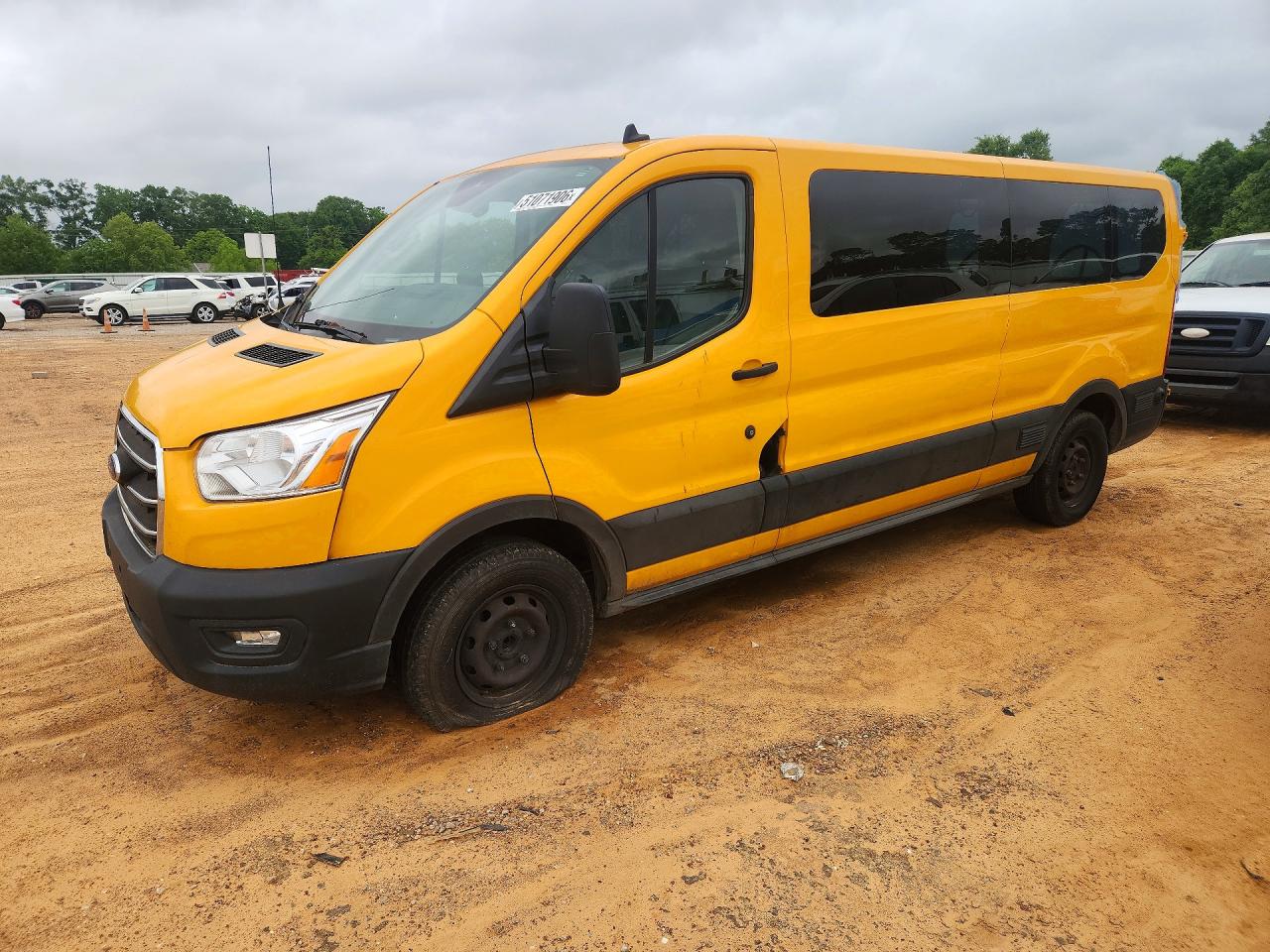Salvage Ford Transit Image