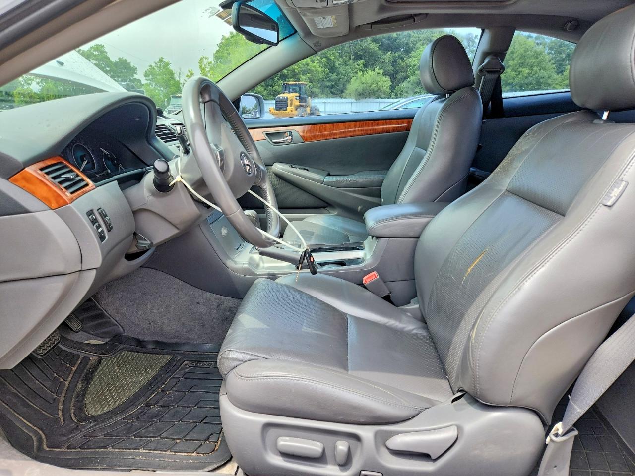Toyota Camry Sle V6