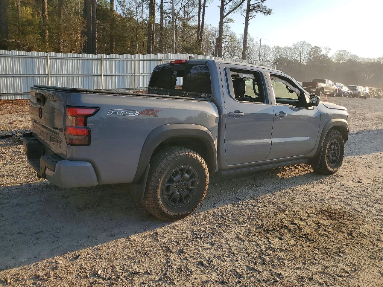 Nissan Frontier Pro-4x