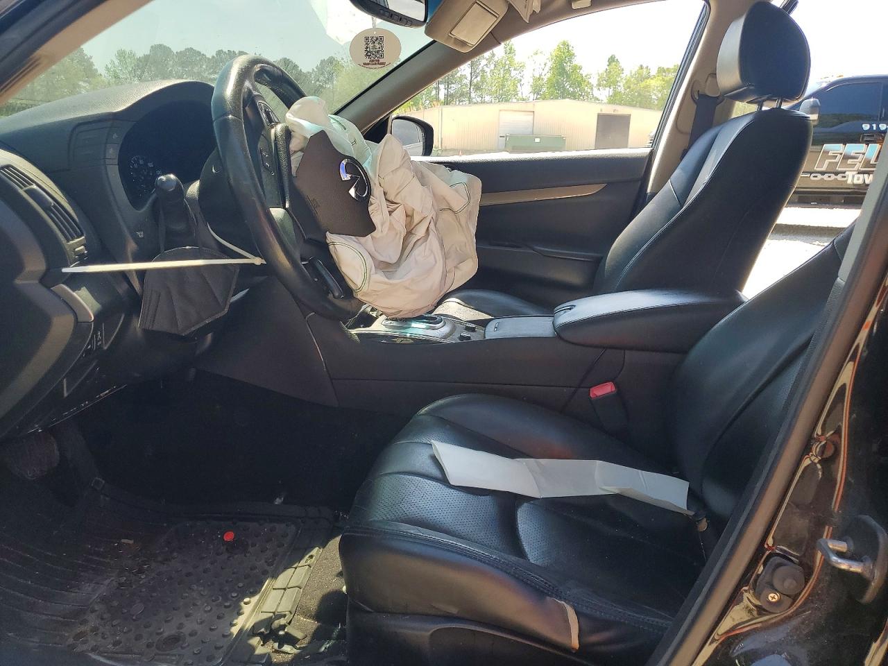 INFINITI G37 Journey