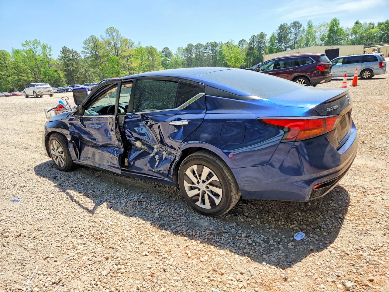 Nissan Altima S
