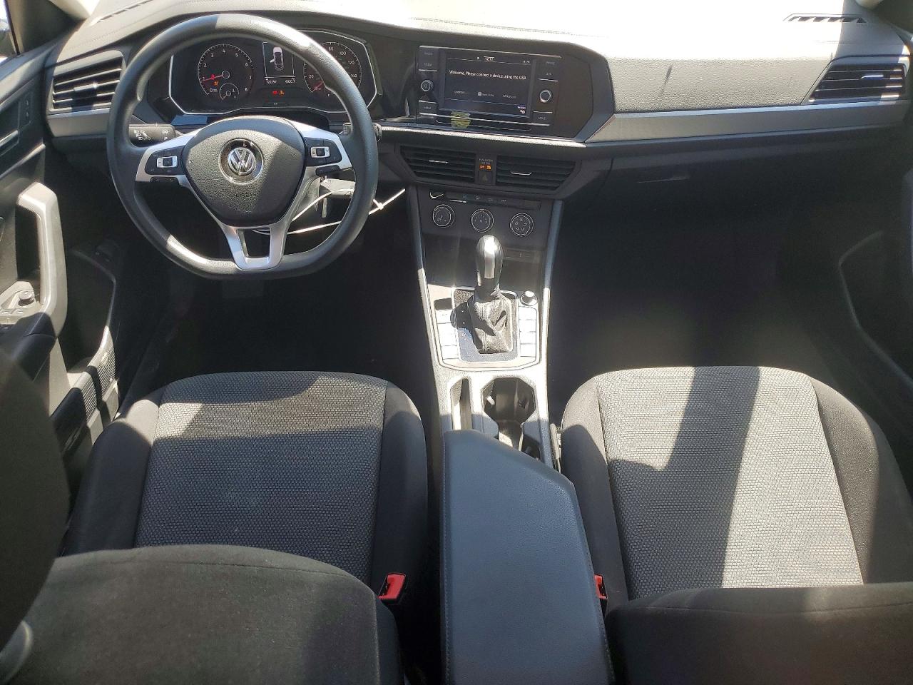Volkswagen Jetta S