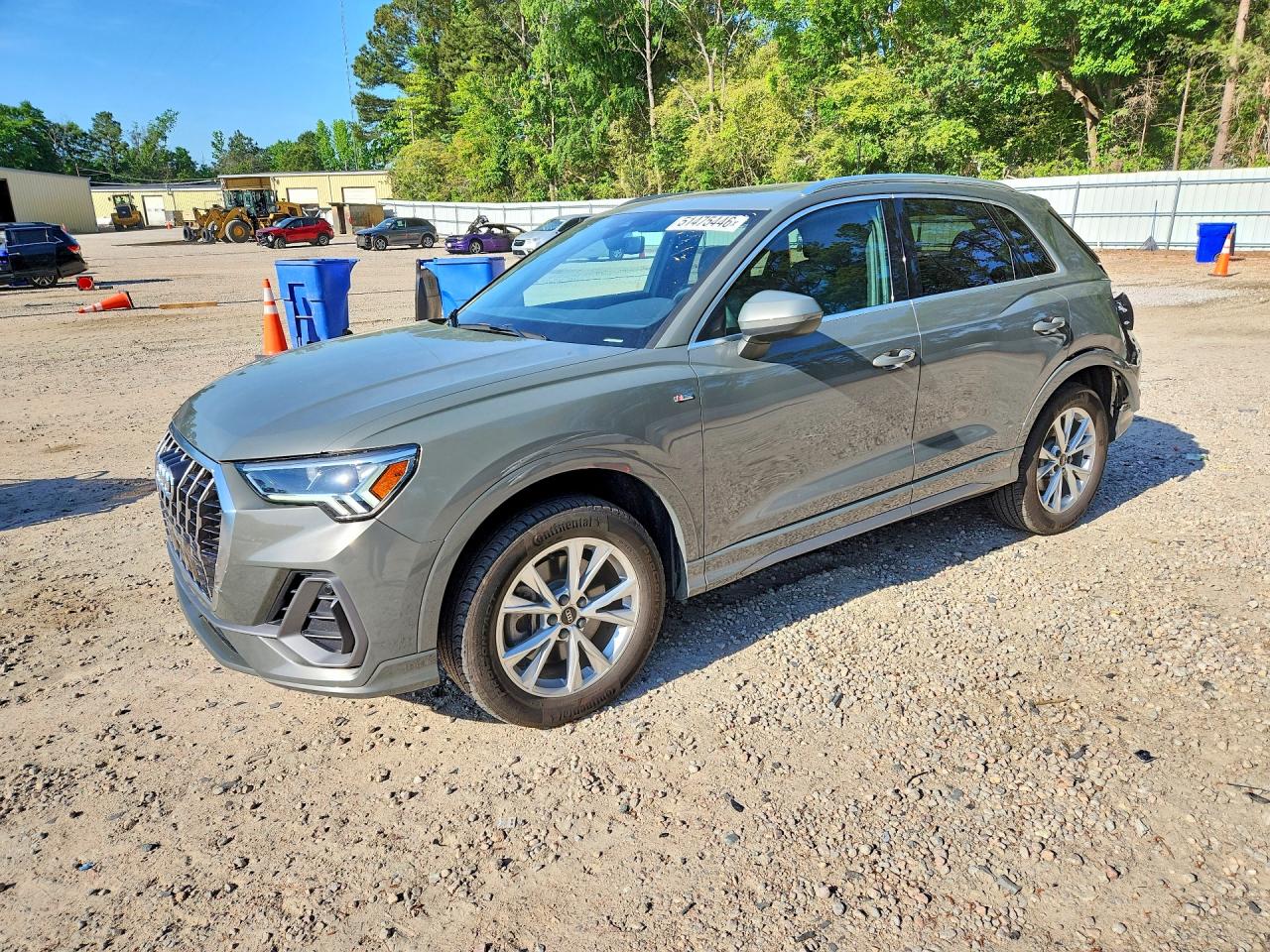 Salvage Audi Q3 Image