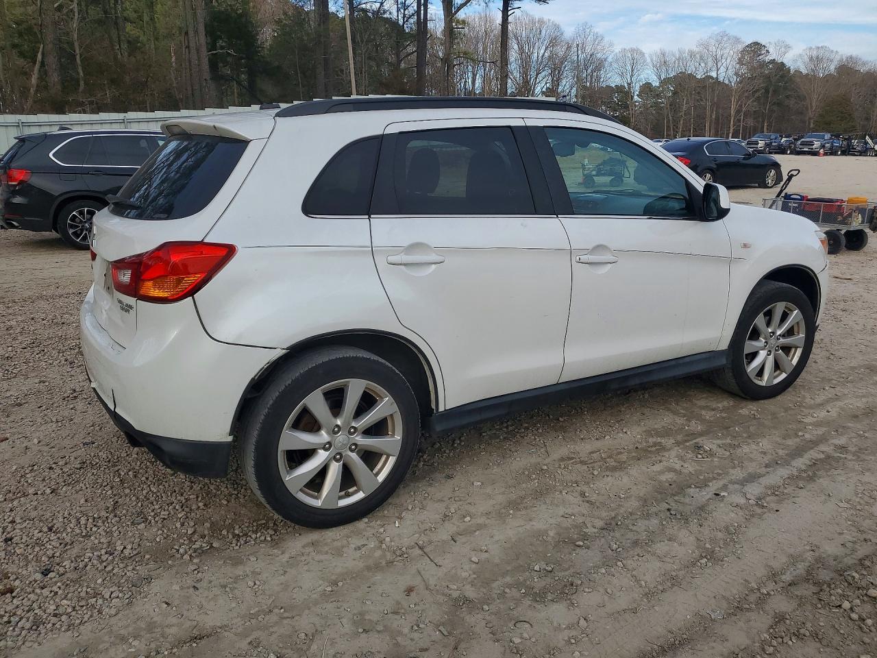 Mitsubishi Outlander Se