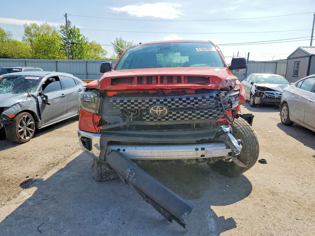 Toyota Tundra Crewmax Sr5