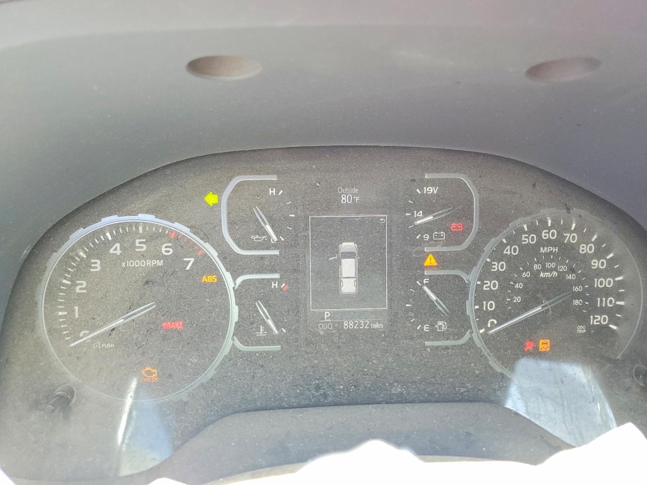 Toyota Tundra Crewmax Sr5