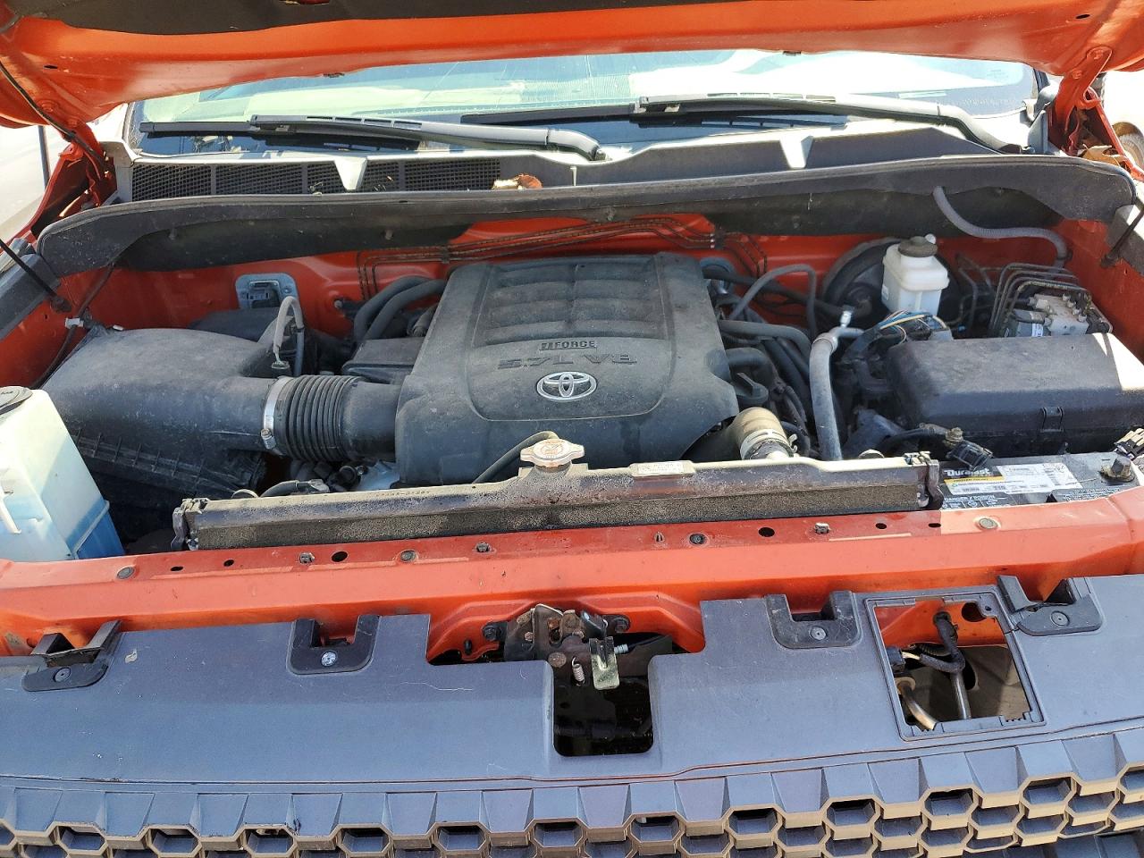 Toyota Tundra Crewmax Sr5