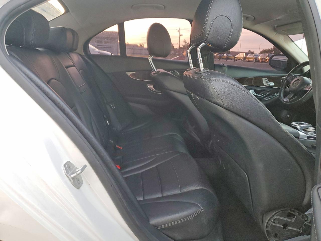 Mercedes-Benz C-Class 300