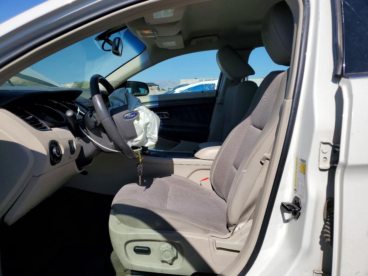 Ford Taurus Sel