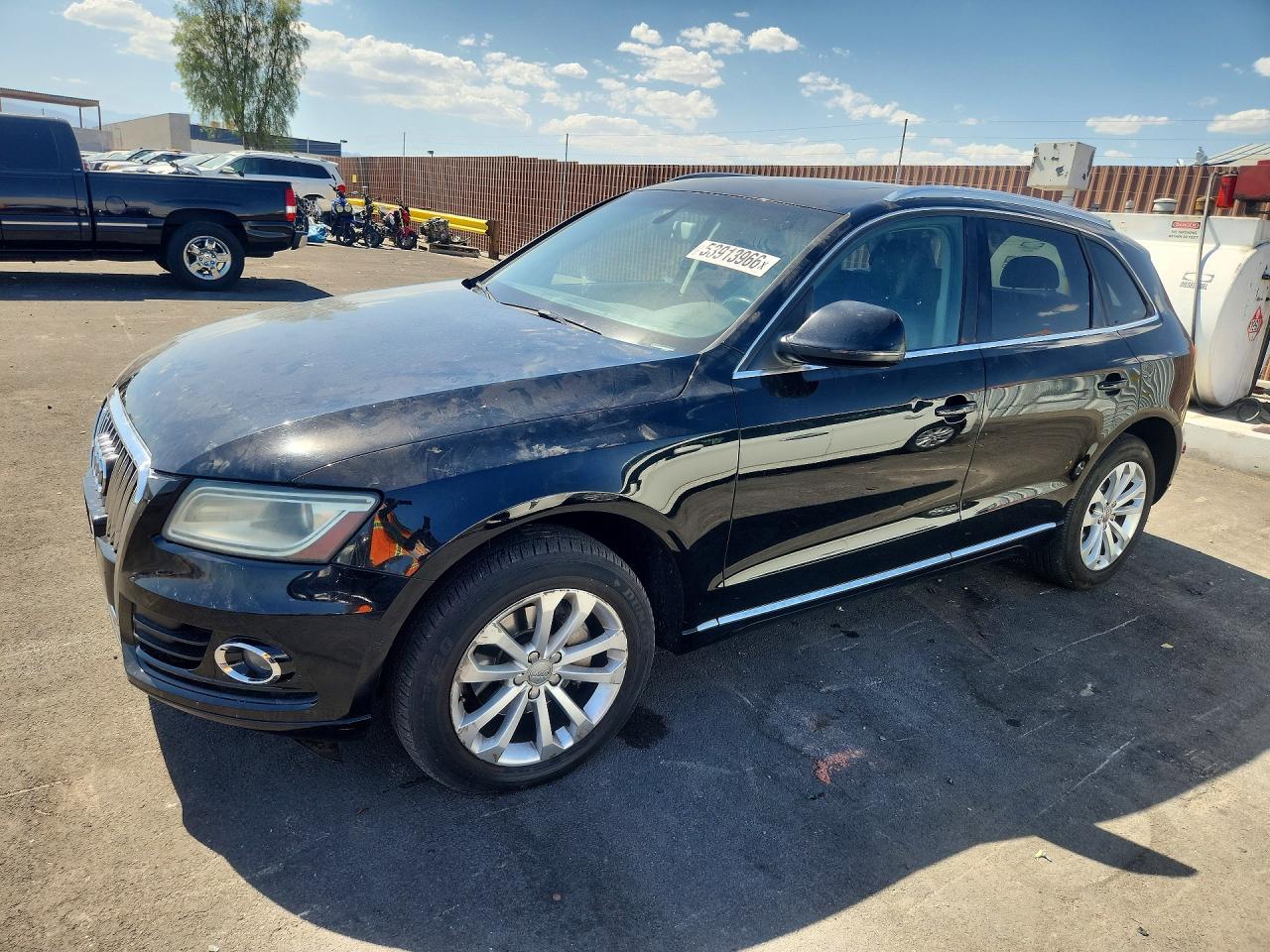 Salvage Audi Q5 Image