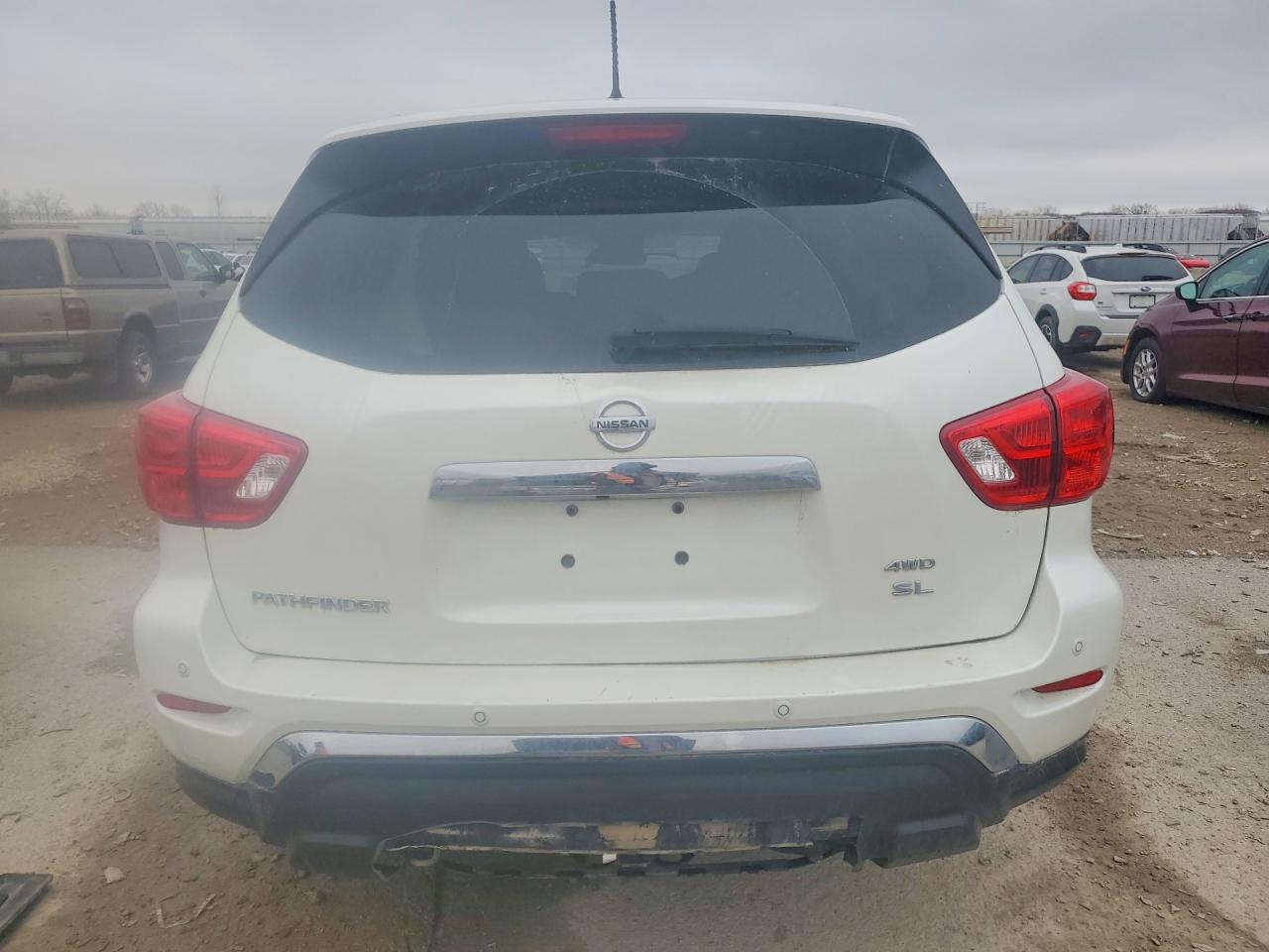 Nissan Pathfinder Sl